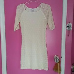 Papiillon blanc dress